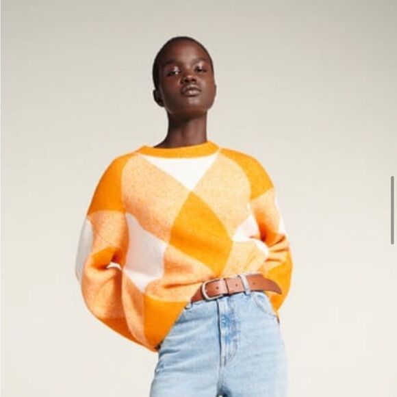 Zara Sweater - Picture 1 of 4